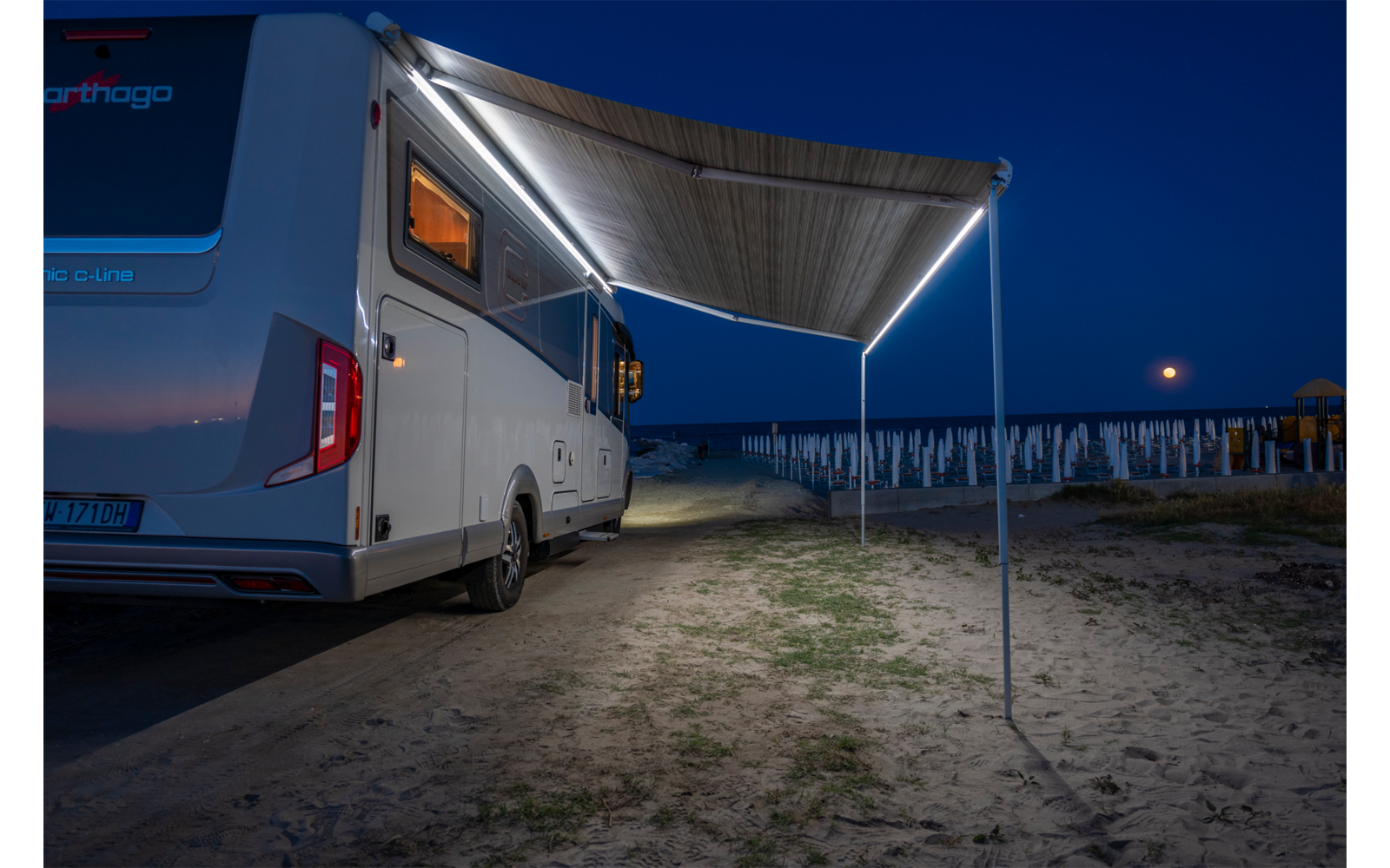 Fiamma Kit LED Strip Awning LED für Markisen F65L / F80s / F80L Standard
