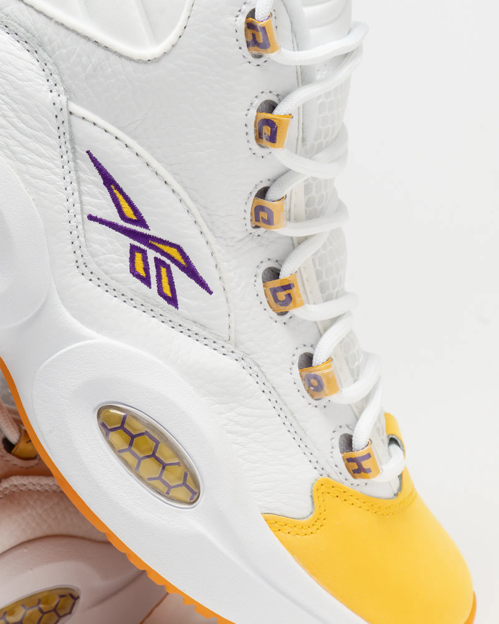 Reebok QUESTION MID