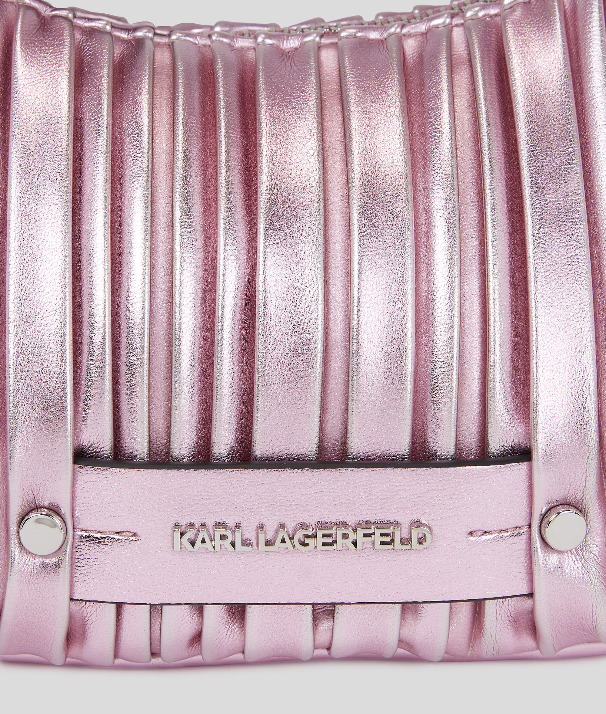 PETIT SAC HOBO MÉTALLISÉ K/KUSHION