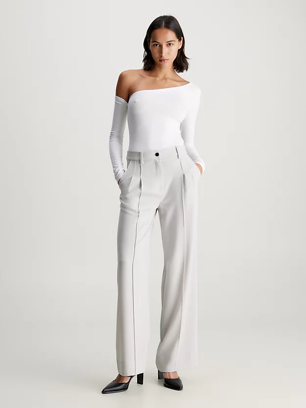 Blusa de um ombro só em algodão modal
