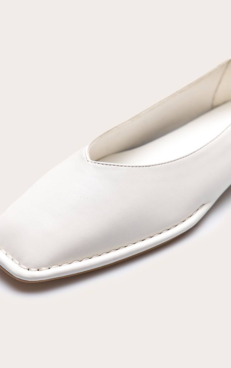Crème Ballerine À Bout Carré Effet Croco En SYNTHÉTIQUE