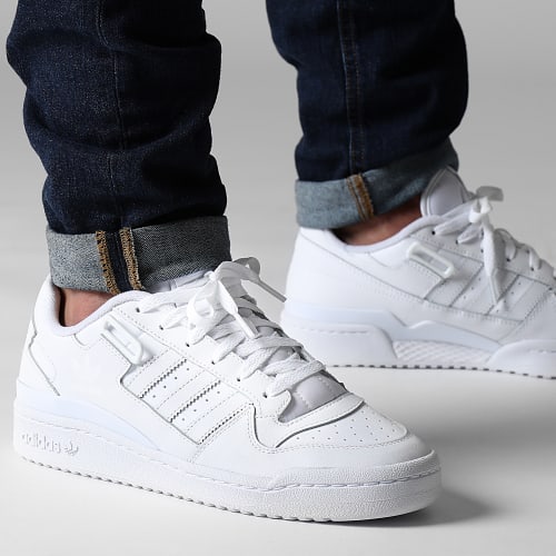 Baskets Forum Low FY7755 Footwear White
