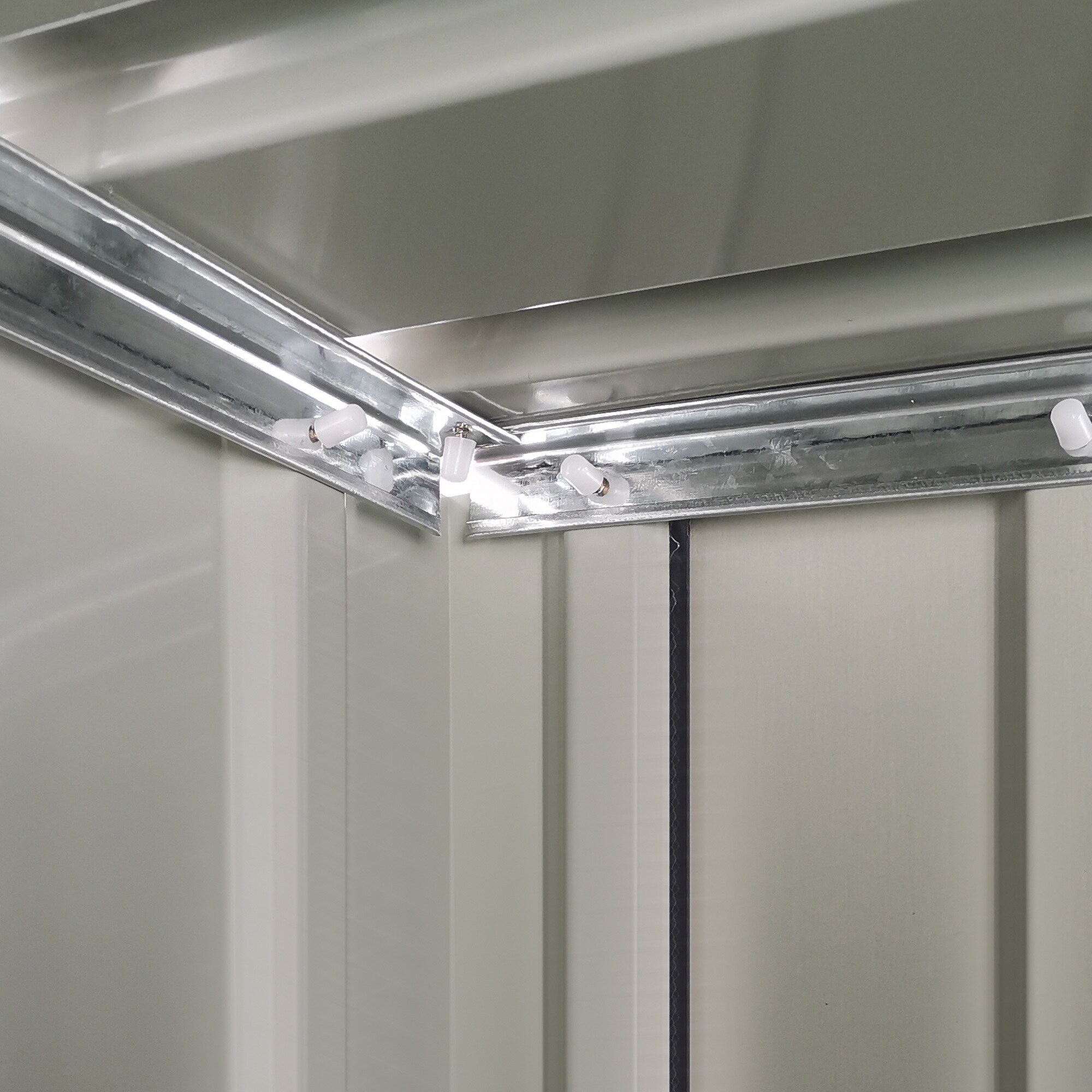 Outsunny Gerätehaus mit Pultdach grau 142L x 84B x 189H cm