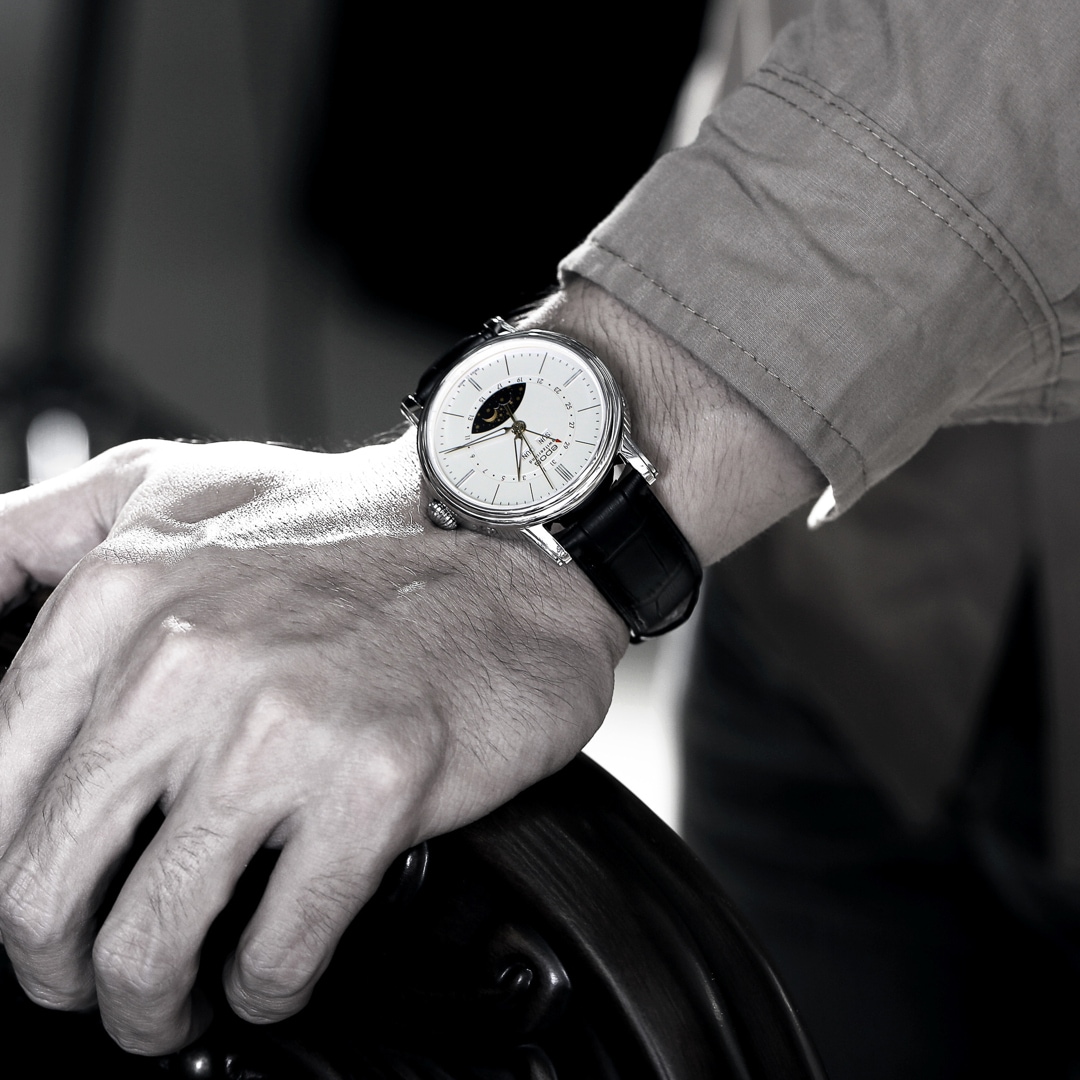 Epos Timeless 3391 Moon Phase