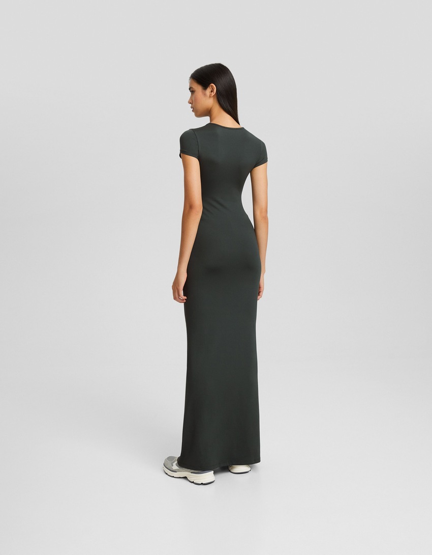 vestido longo de manga curta