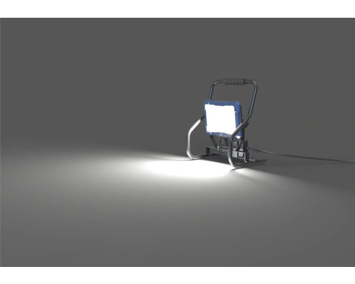 LUMAK PRO LED werklamp met statief IP54 100W 16500 lm 6500 K 5,0 m H07RN-F kabel met stekker + 2x USB uitgang + 1x geaard stopcontact