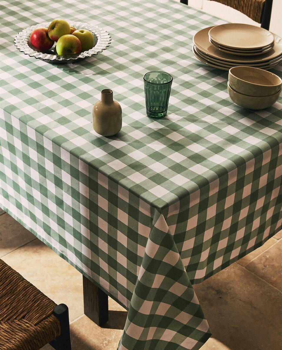 TOALHA DE MESA XADREZ DE RESINA
