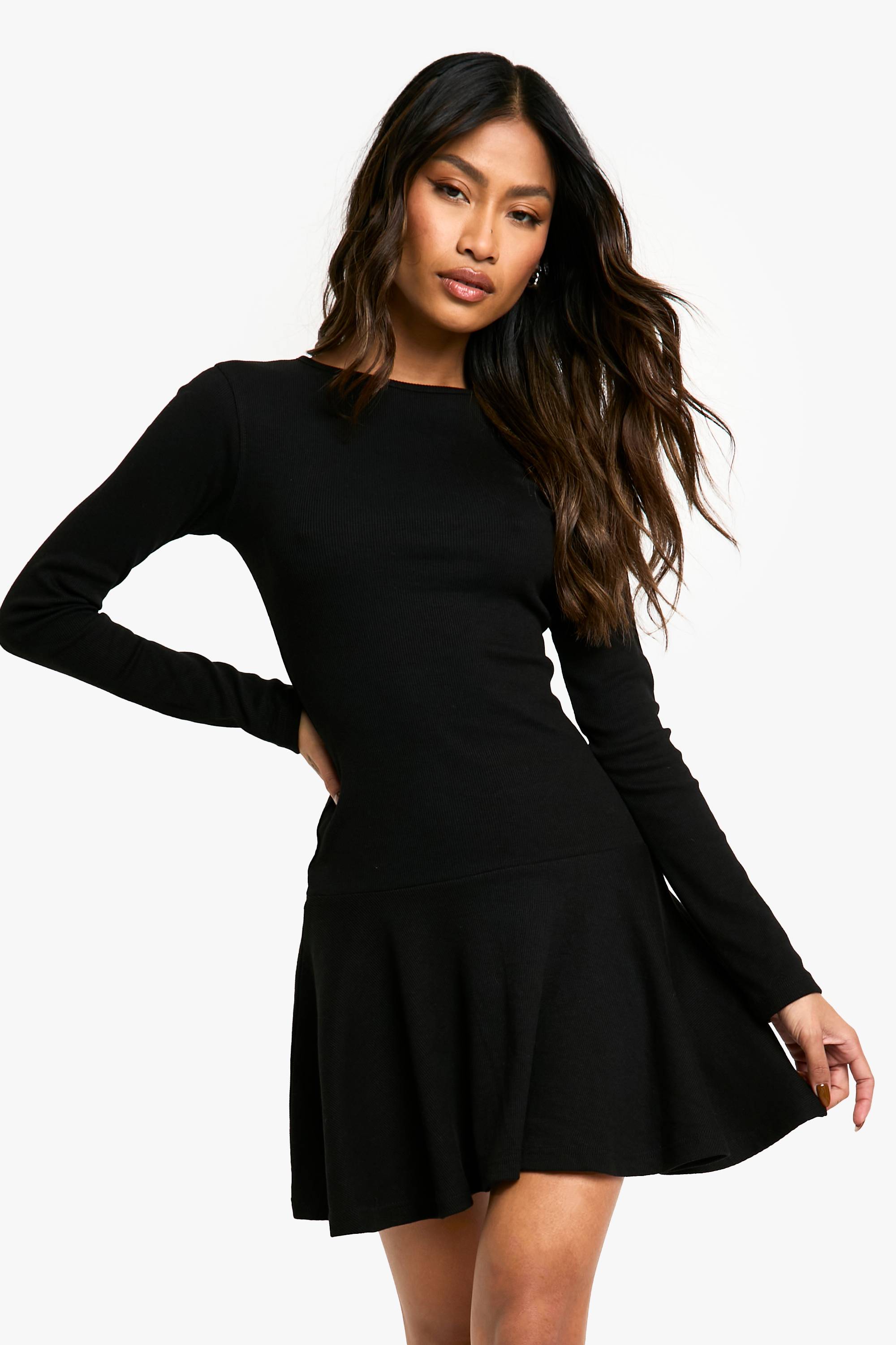 boohoo Robe patineuse à ourlet tombé en côtes