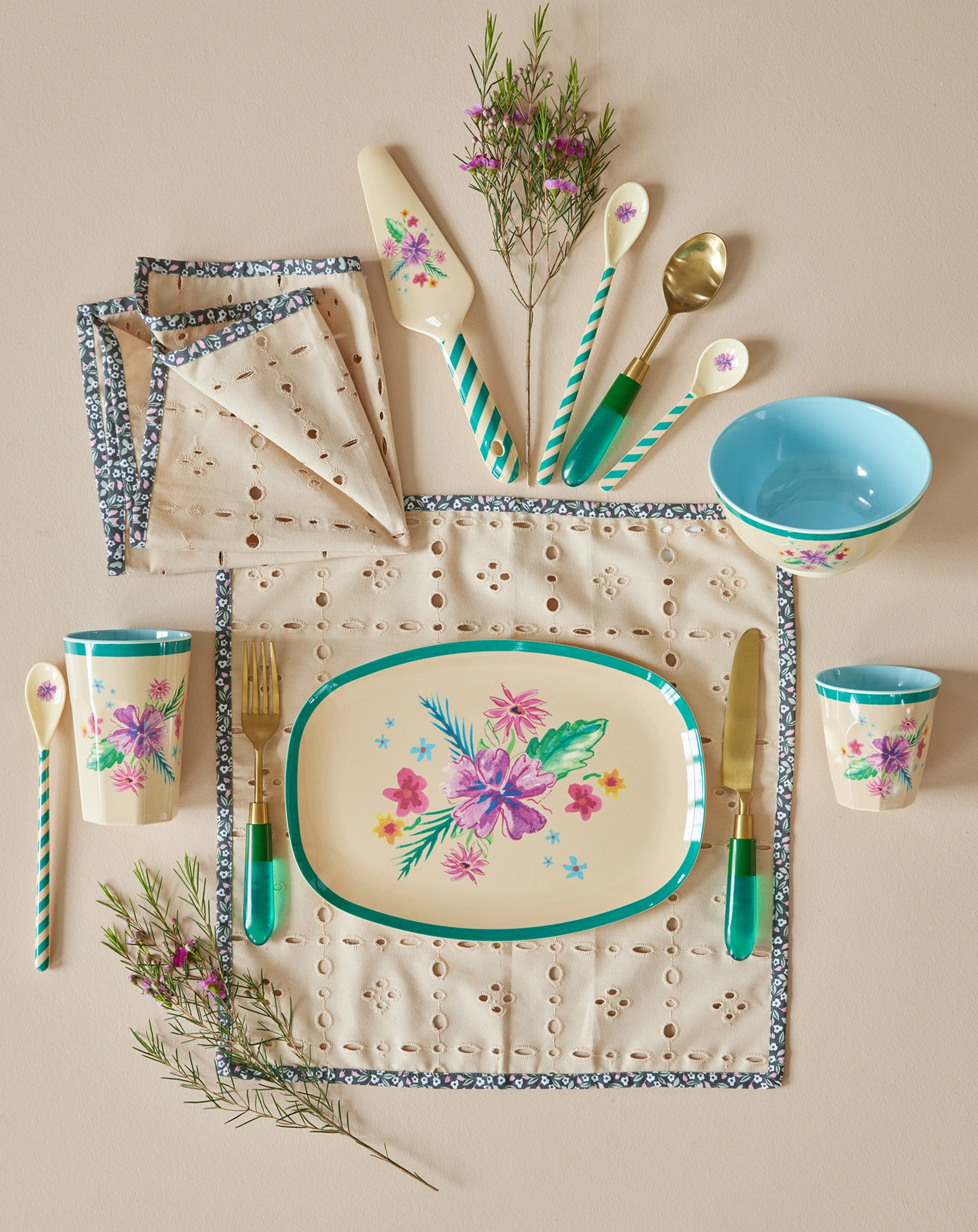 Melamin-Servierteller ARDA BLOOM in creme