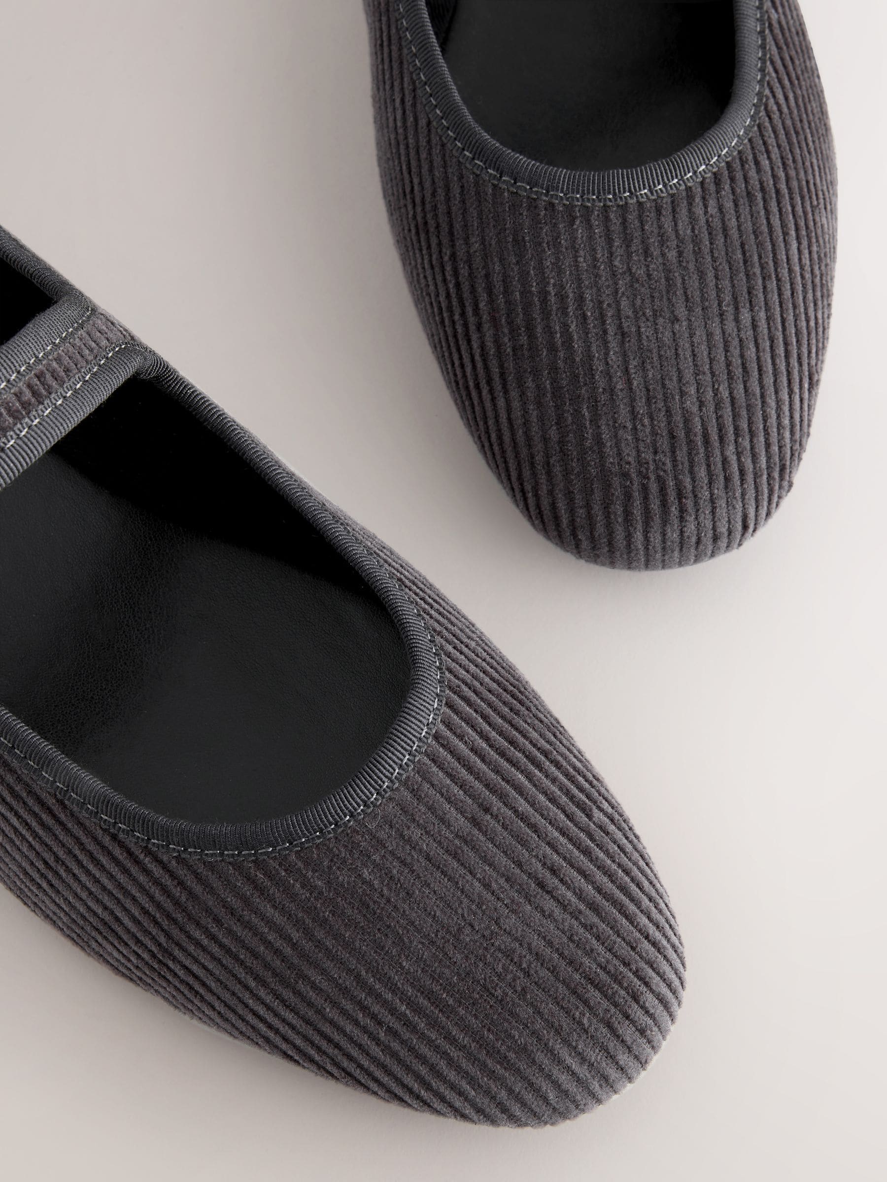 Grijze corduroy - Forever Comfort Round Toe Buckle Detail Mary Jane Shoes