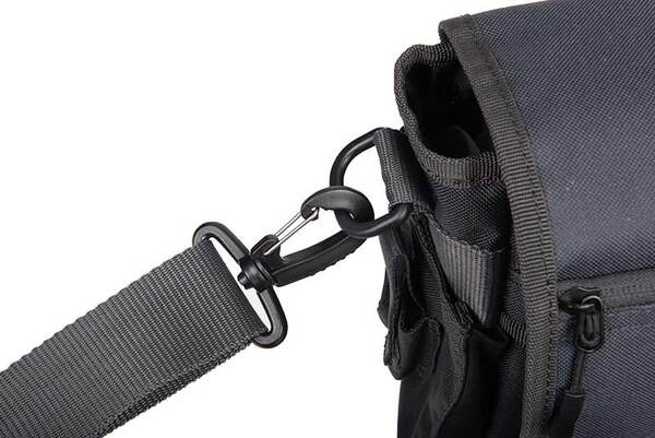 Sac bandoulière Fox Rage Vistas (inclus 2 boîtes de rangement)