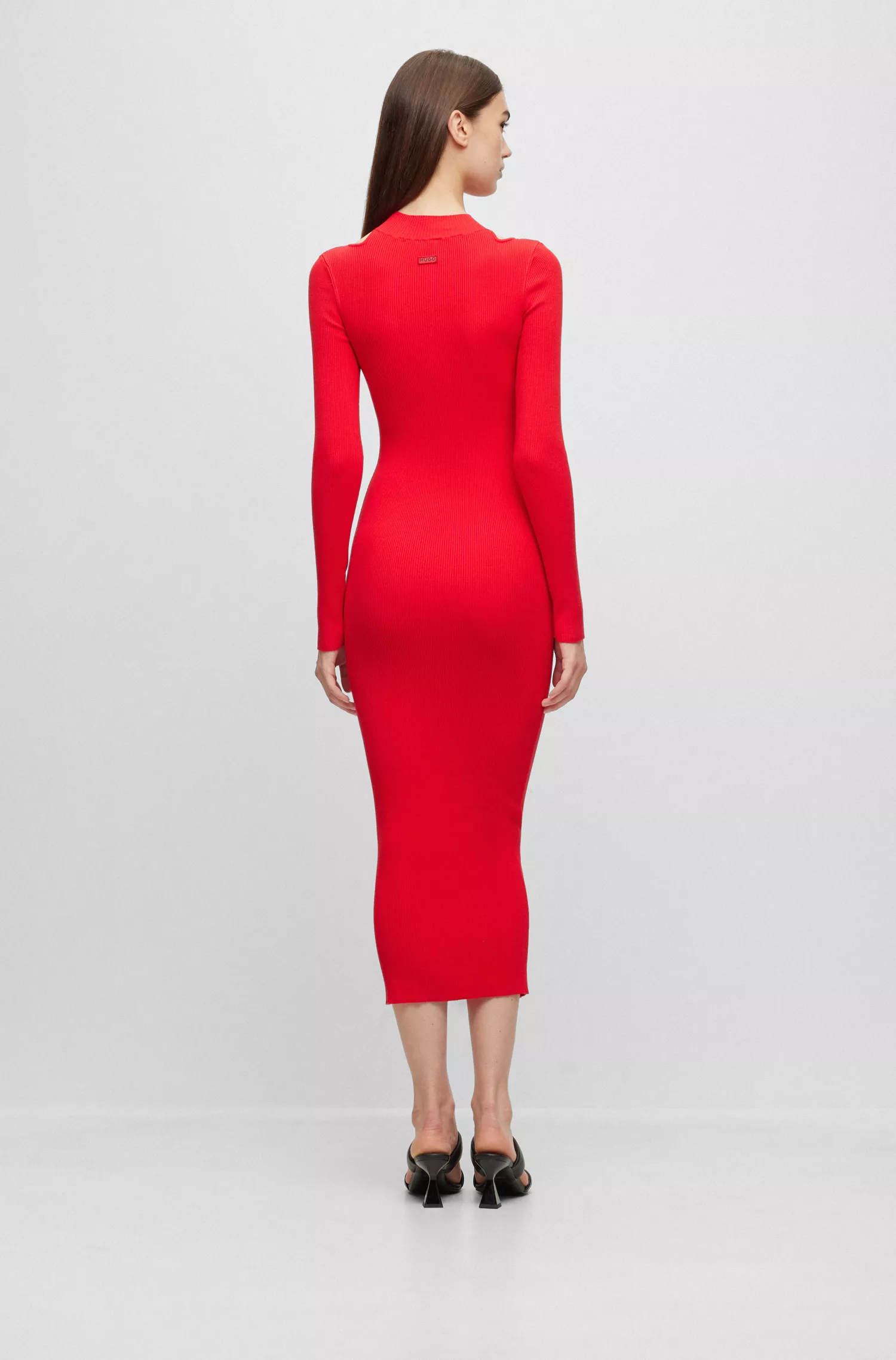 Vestido tubinho de malha vermelho HUGO com mangas compridas e detalhes vazados.