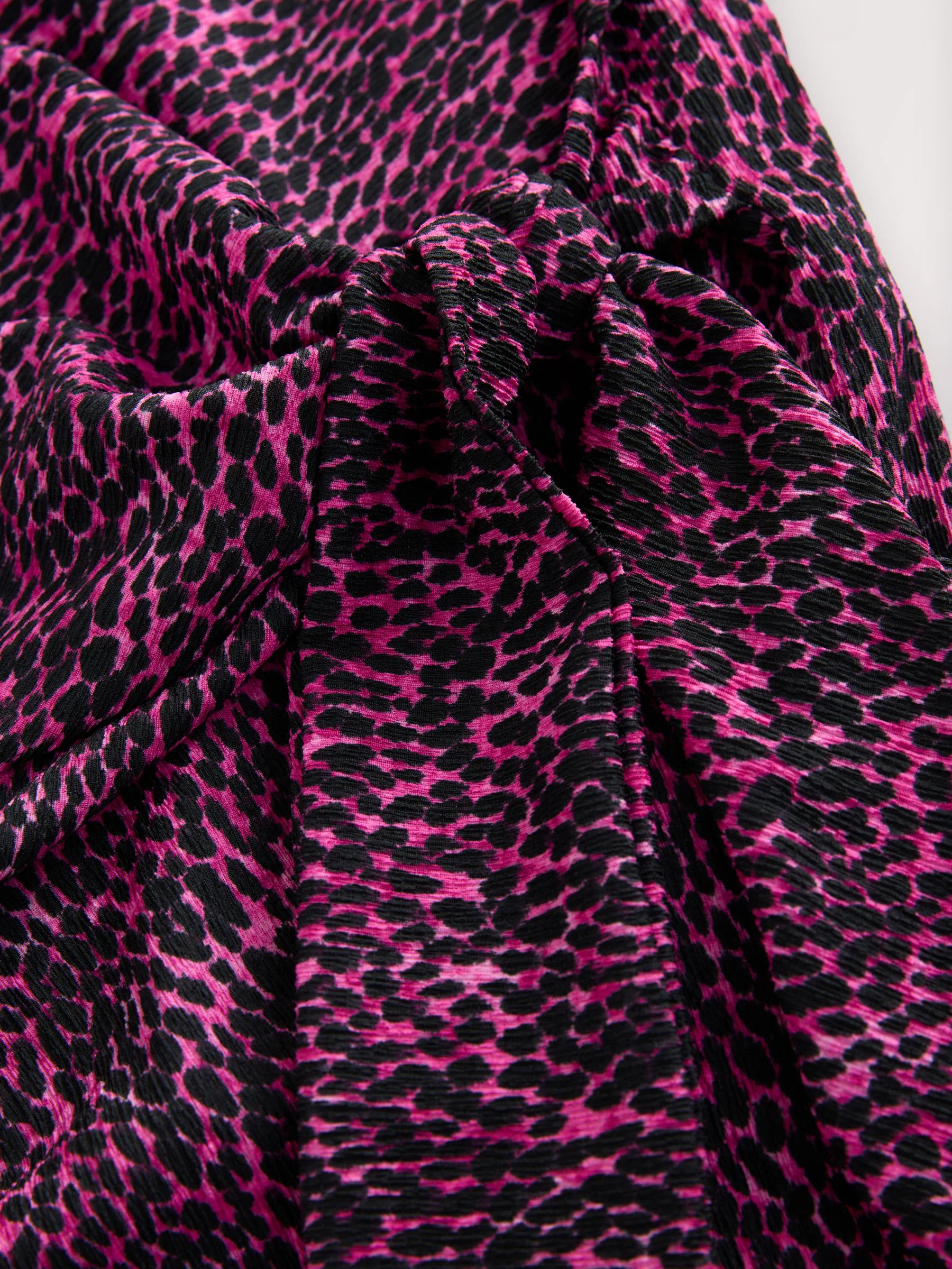 Roze met luipaardprint - Mini-jurk met textuur, gedrapeerde strik aan de voorkant