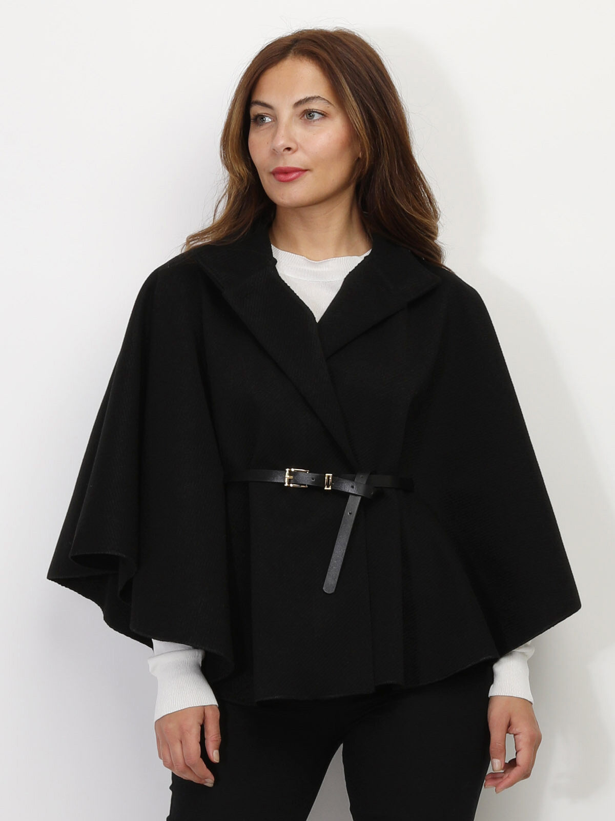 Cape ceinturée avec boutons- Noir