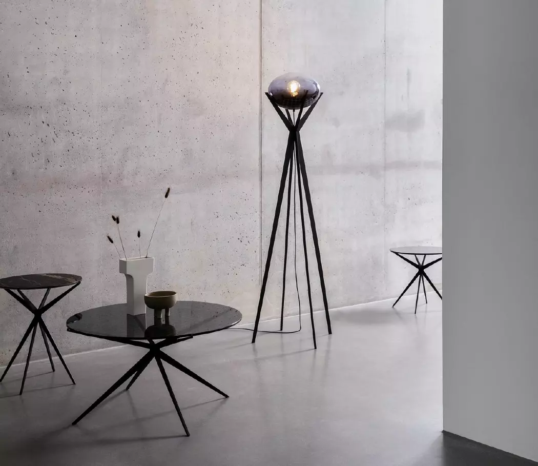 Stehlampe Curves Lights