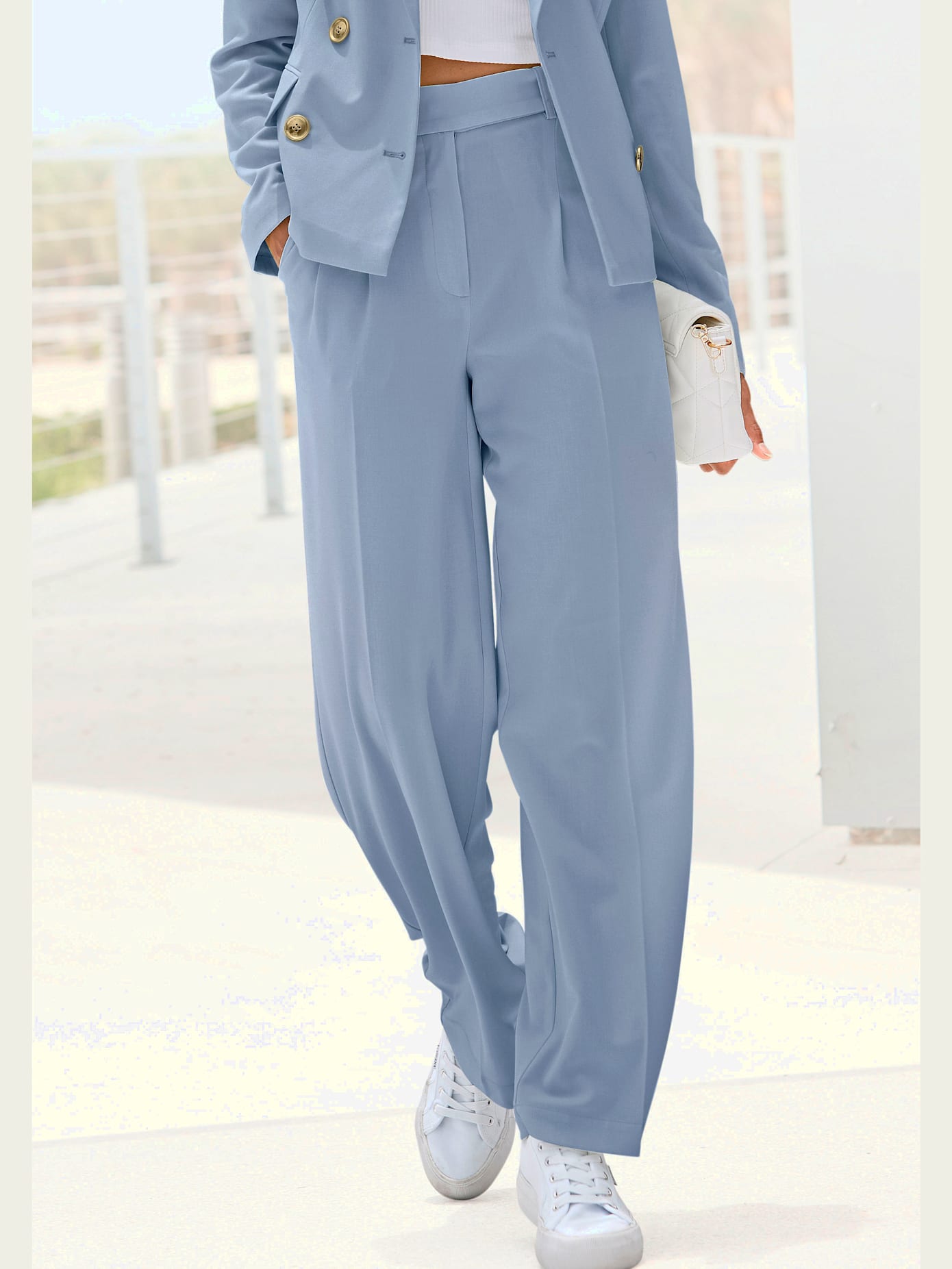 Pantalon pinces tendance à la taille