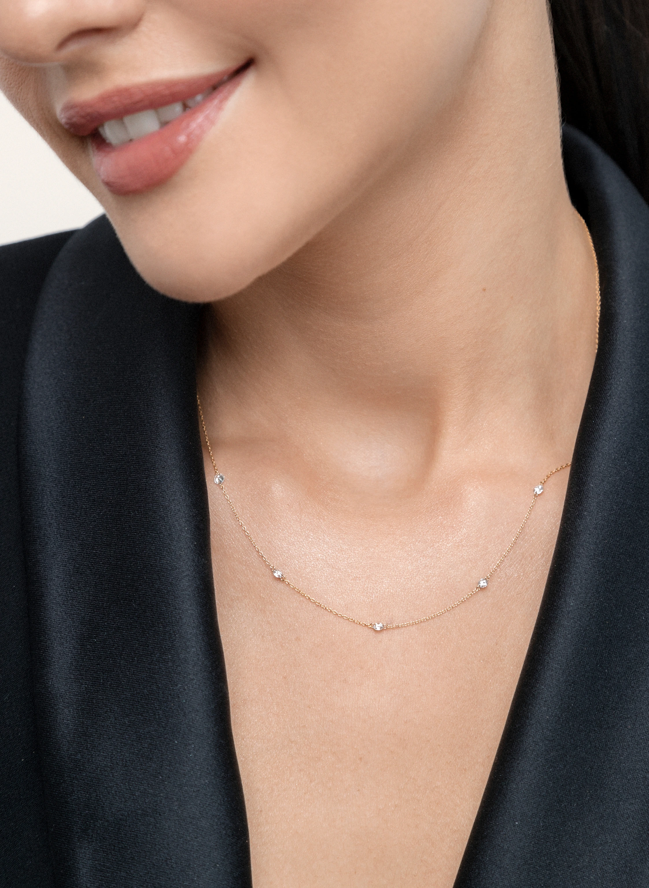 Leaf Halskette PURE QUINTRUPLE aus 18 Karat Gelbgold mit Diamanten