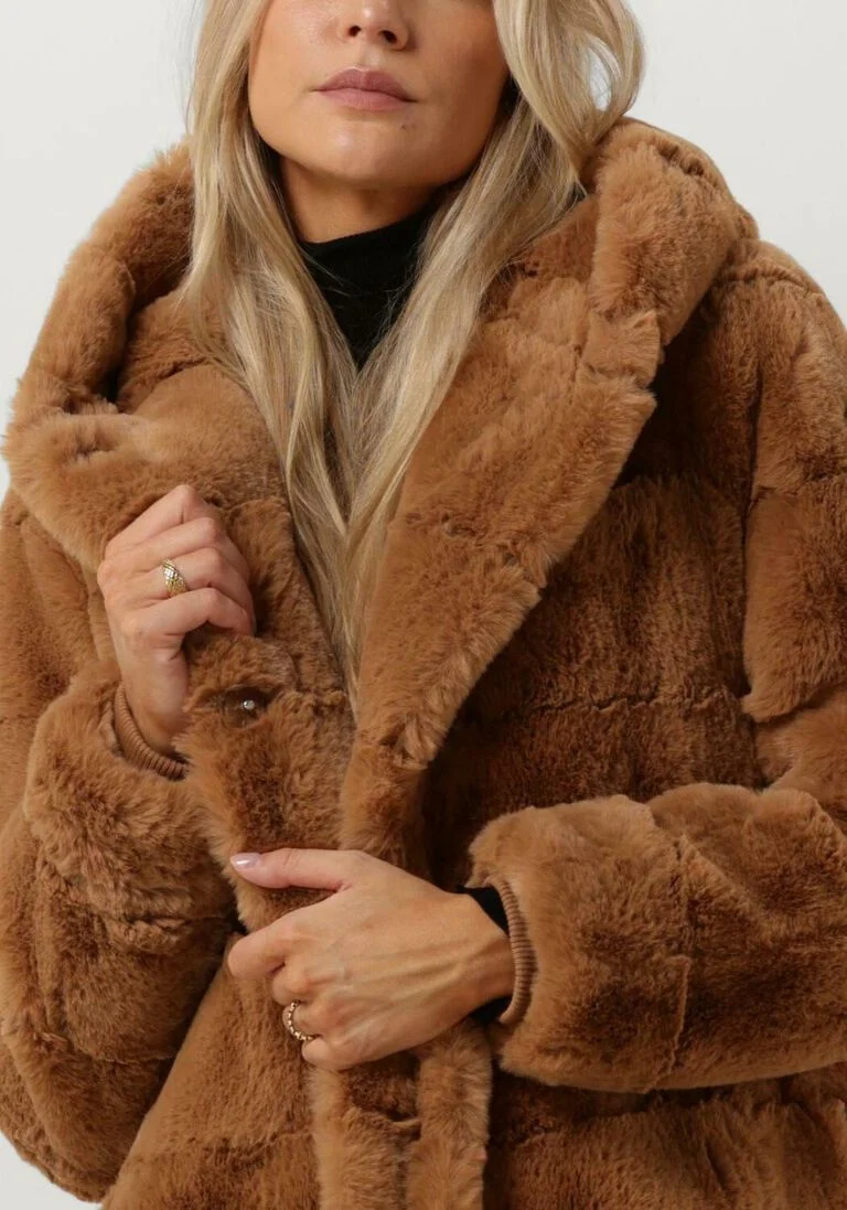MOSCOW camel moscow faux fur jas 10-09-nadjana