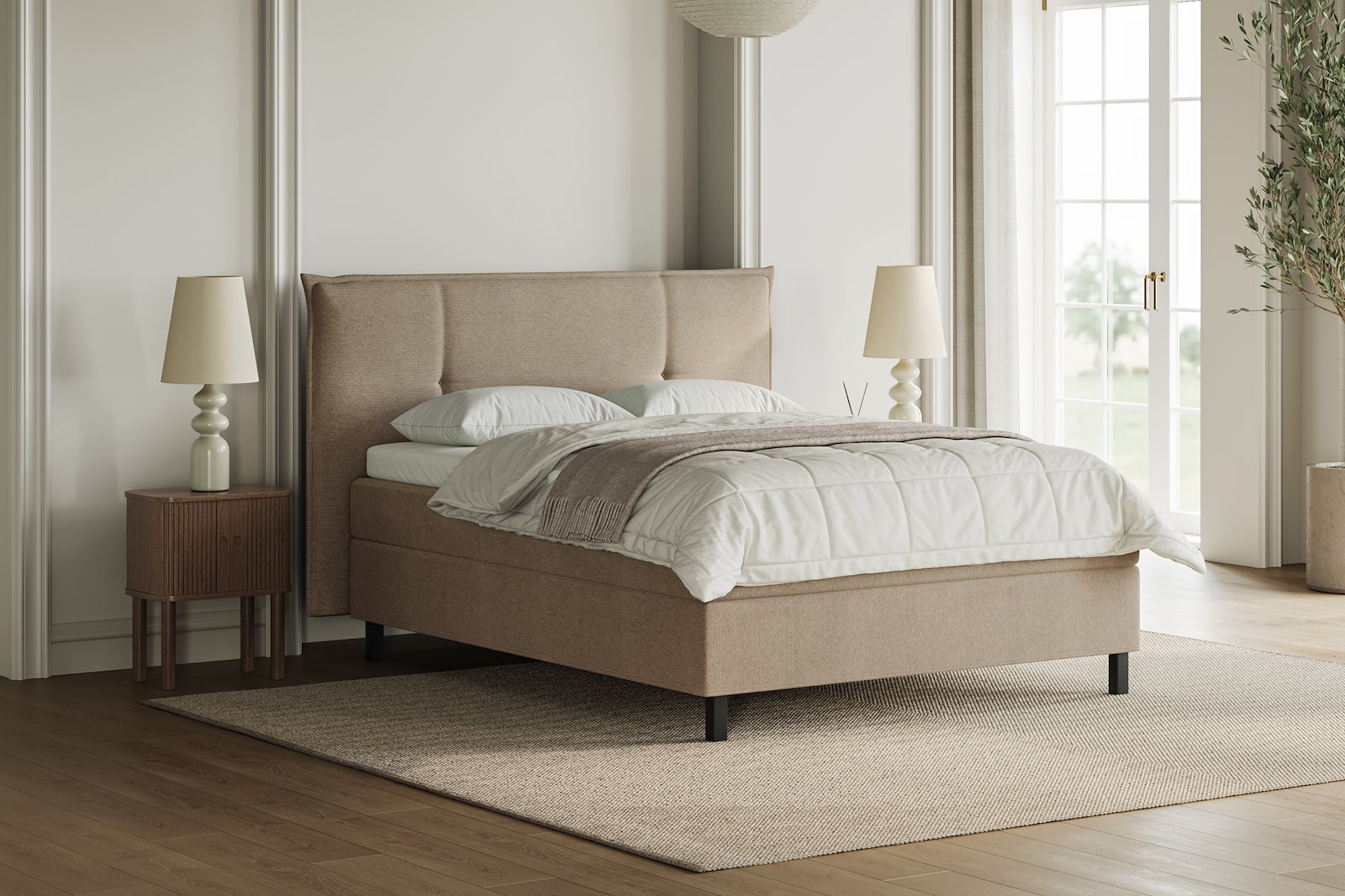 XOV Premium 15 Kontinentalseng 180x200 cm i tekstil storm 06 lys beige, medium/fast med Premium 15 overmadrass og sort firkantede ben, gavl selges separate