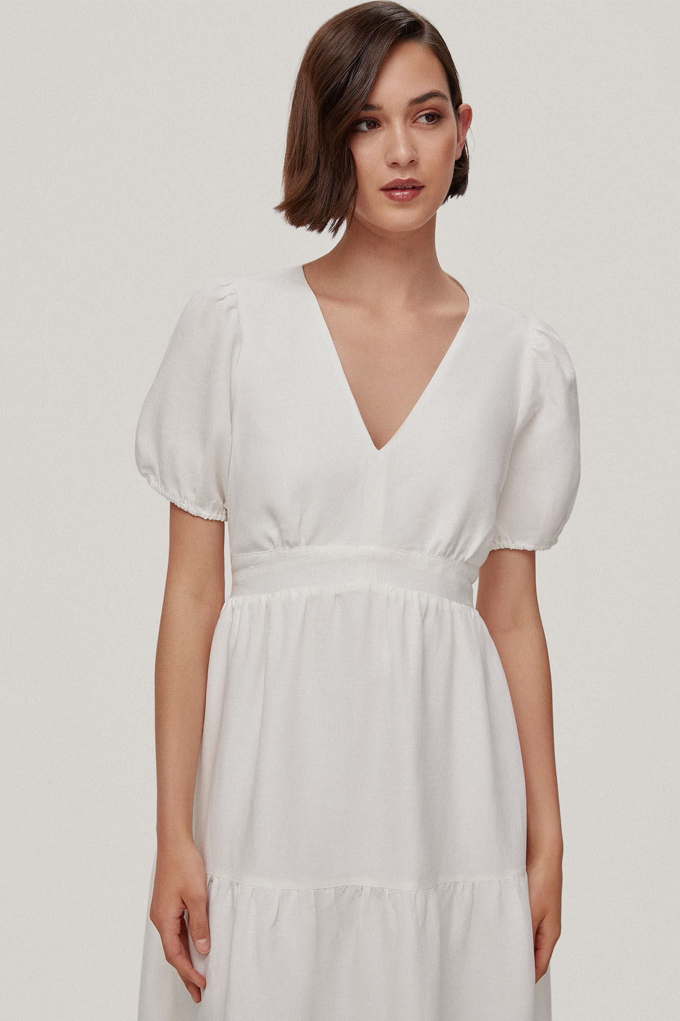 Verônica. Vestido sem costas - Branco