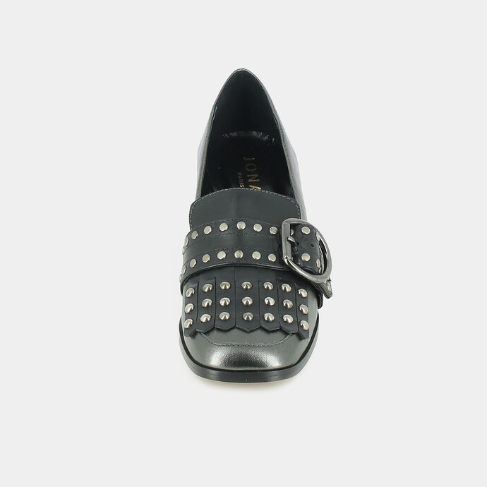 Mocassins à talons et pattes frangées  et cabochons en cuir métallisé acier