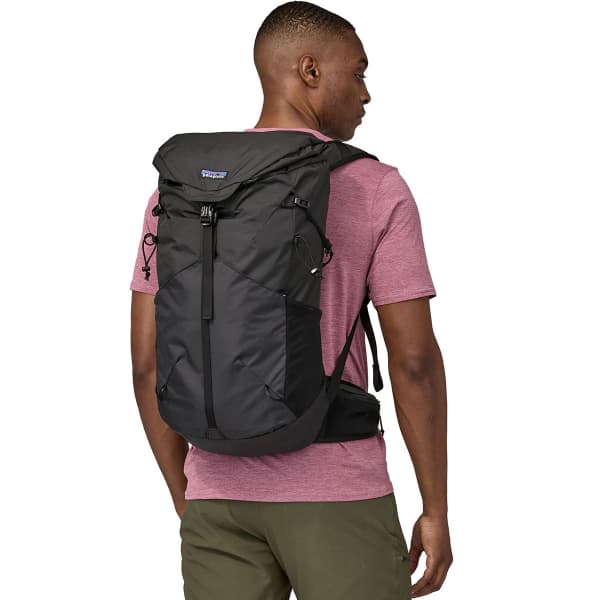 Sac à dos randonnée PATAGONIA TERRAVIA PACK 28L BLACK