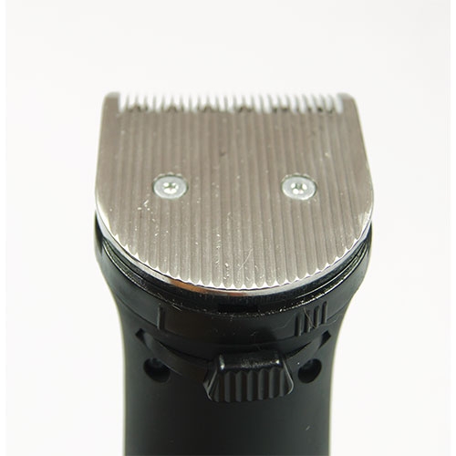 Máquina profissional Heiniger Saphir Style com bateria de íon-lítio para tosa de cães e gatos.