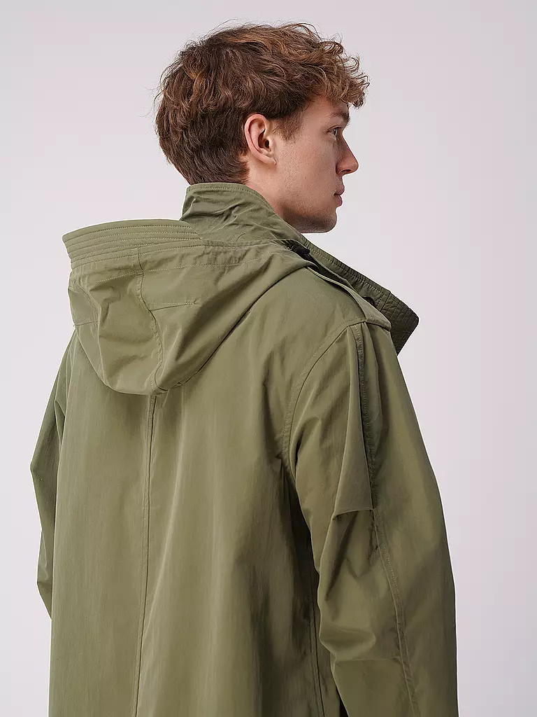 A.P.C. Parka ANTONNY olive