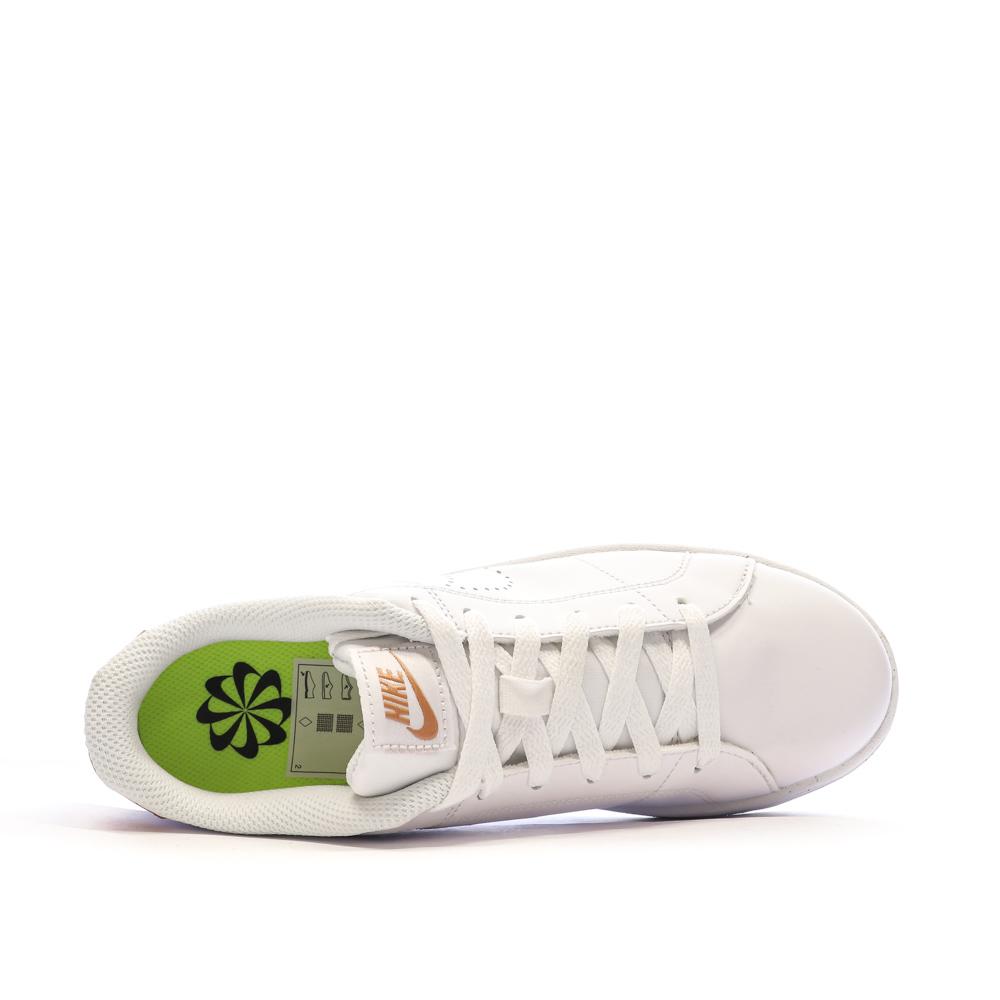 Nike Baskets Blanches/Rose Femme Nike Court Royale 2