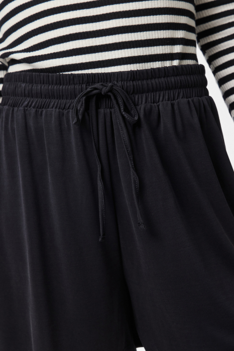 Pieces zwarte dames korte broek