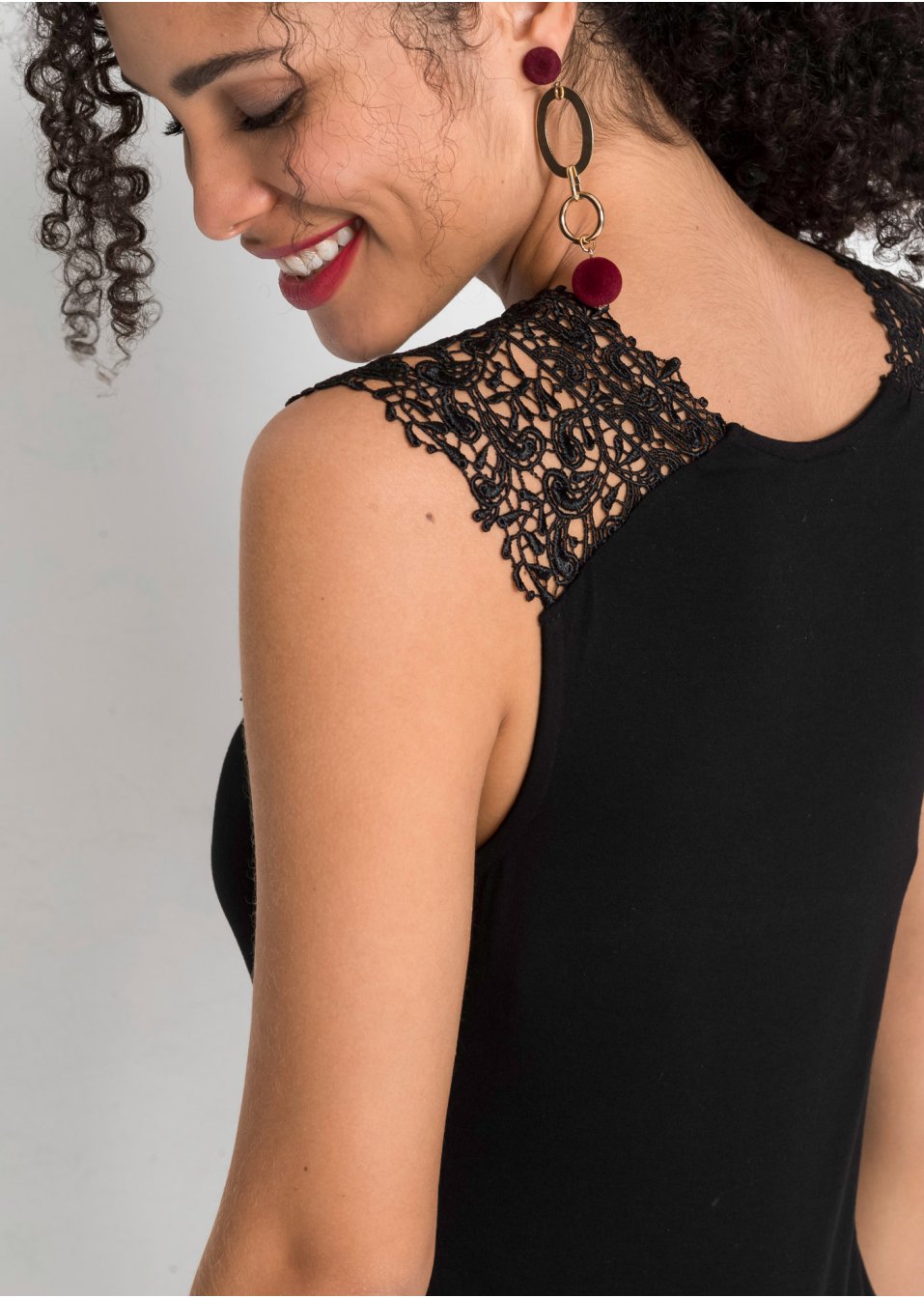 T-shirt à dentelle