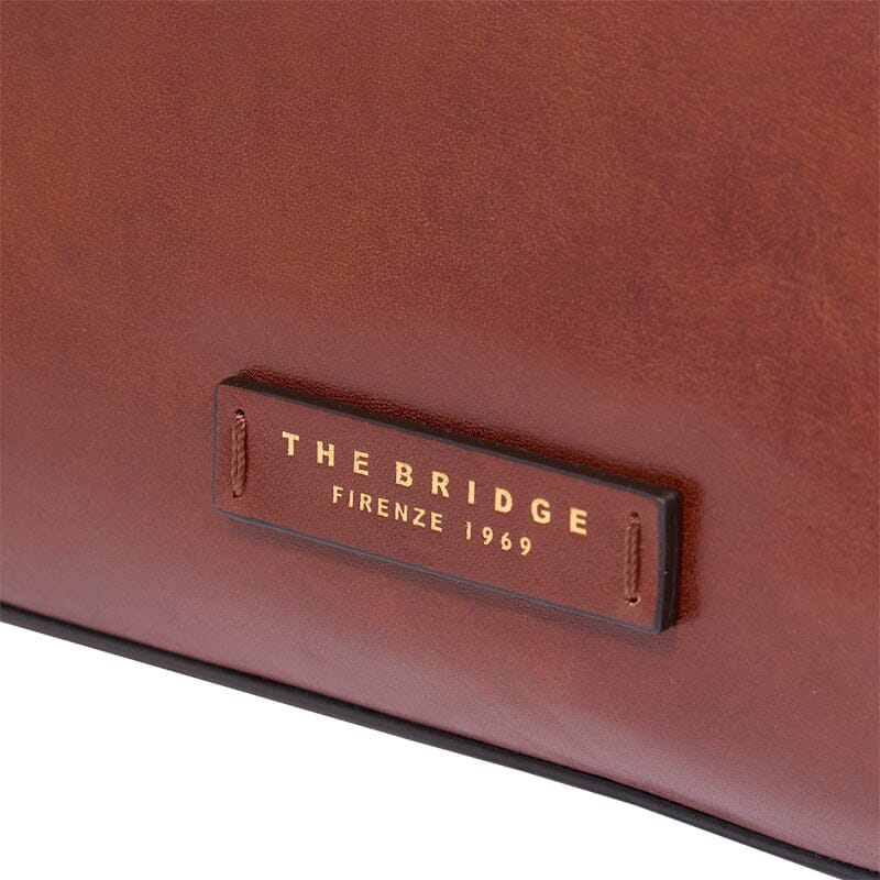 The Bridge Ingrid Schoudertas Bruin