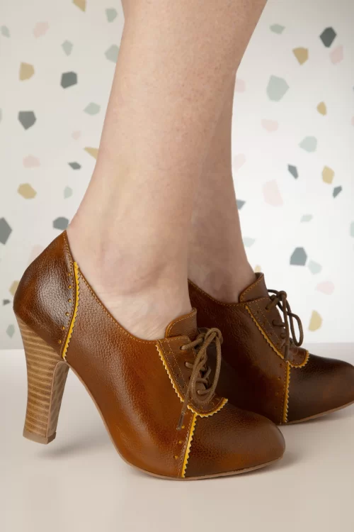 Lola Ramona ♥ Topvintage June Moment in Time shoe booties in bruin