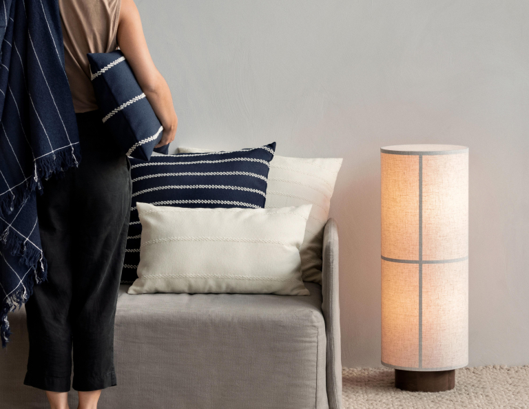 Audo Copenhagen Hashira vloerlamp Raw