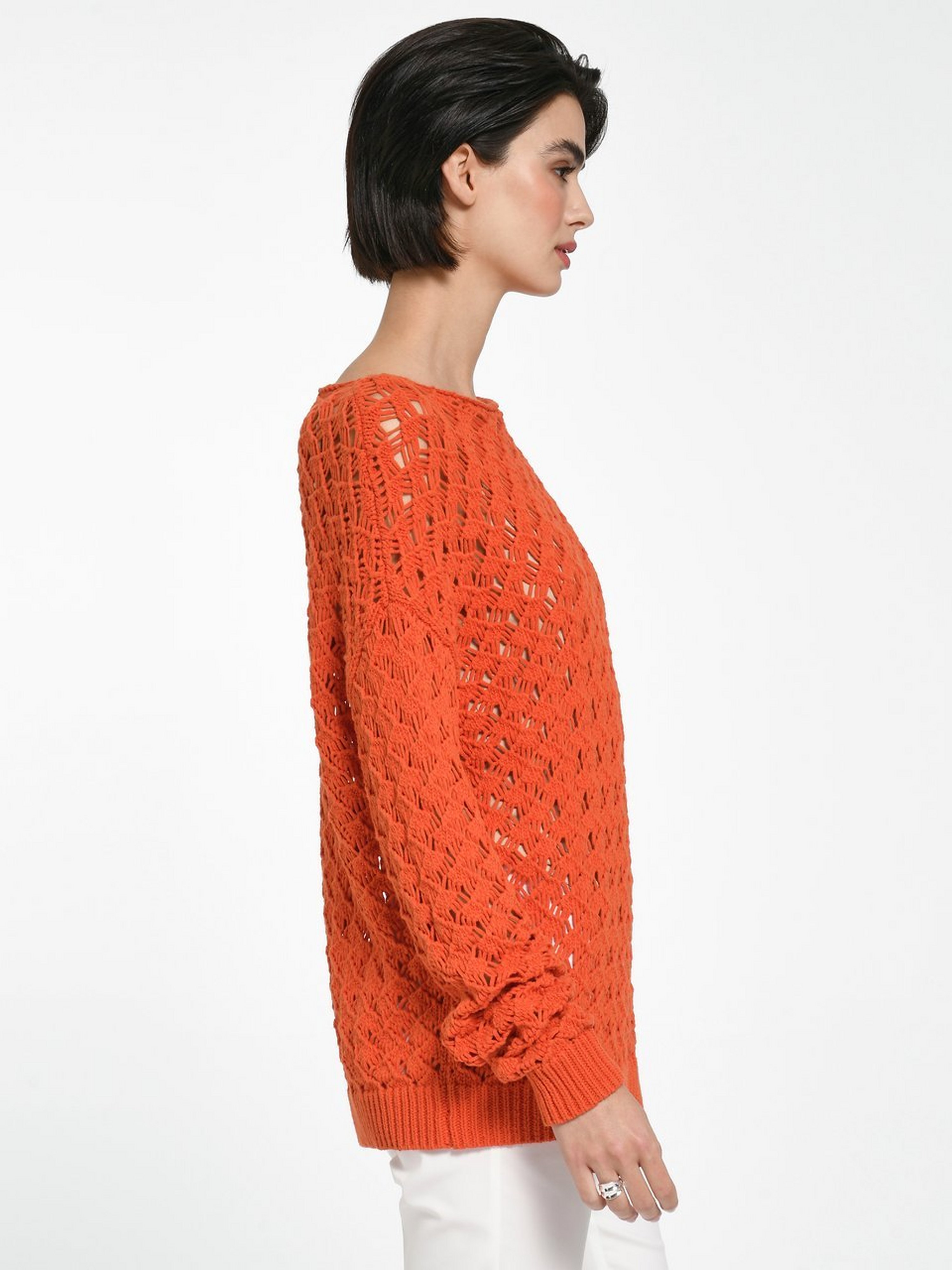 Pullover mit U-Boot-Ausschnitt