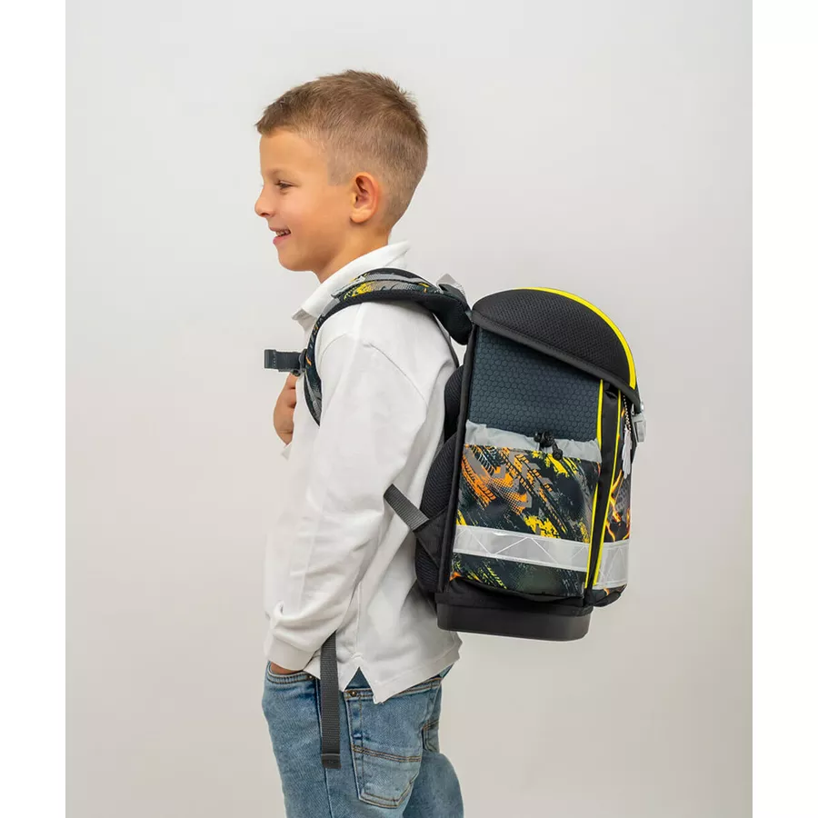 Belmil Schulranzen Classy Schulranzen Set 5-teilig mit Brustgurt Midnight Race