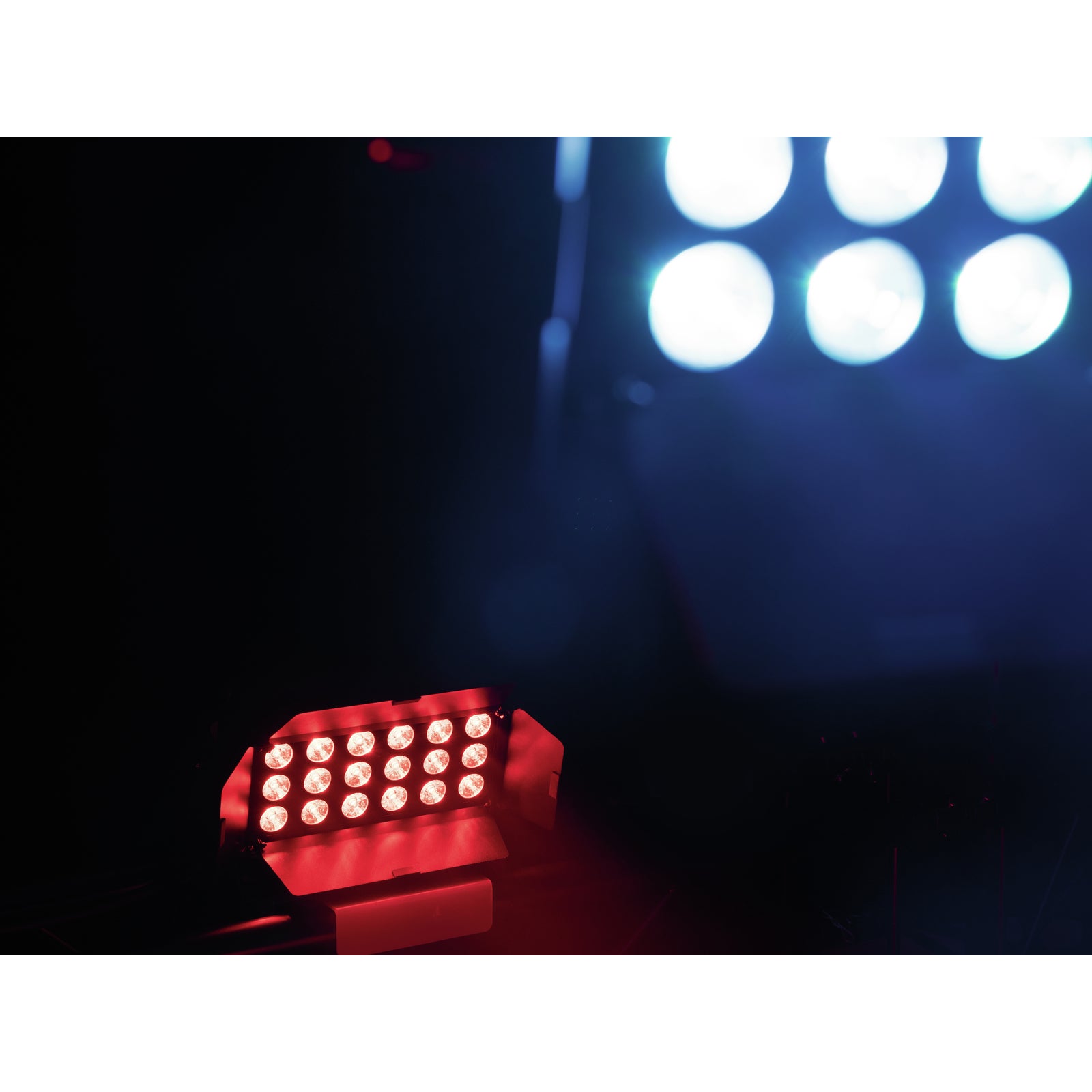 Eurolite LED CLS-18 QCL RGB/WW 18 x 7 W floodlight