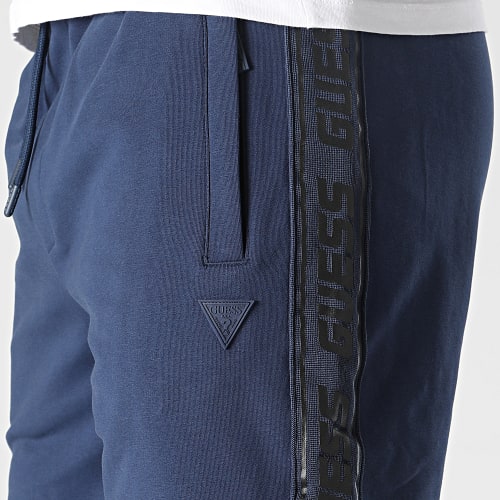 Short Jogging A Bandes Z2YD02-K6ZS1 Bleu Marine