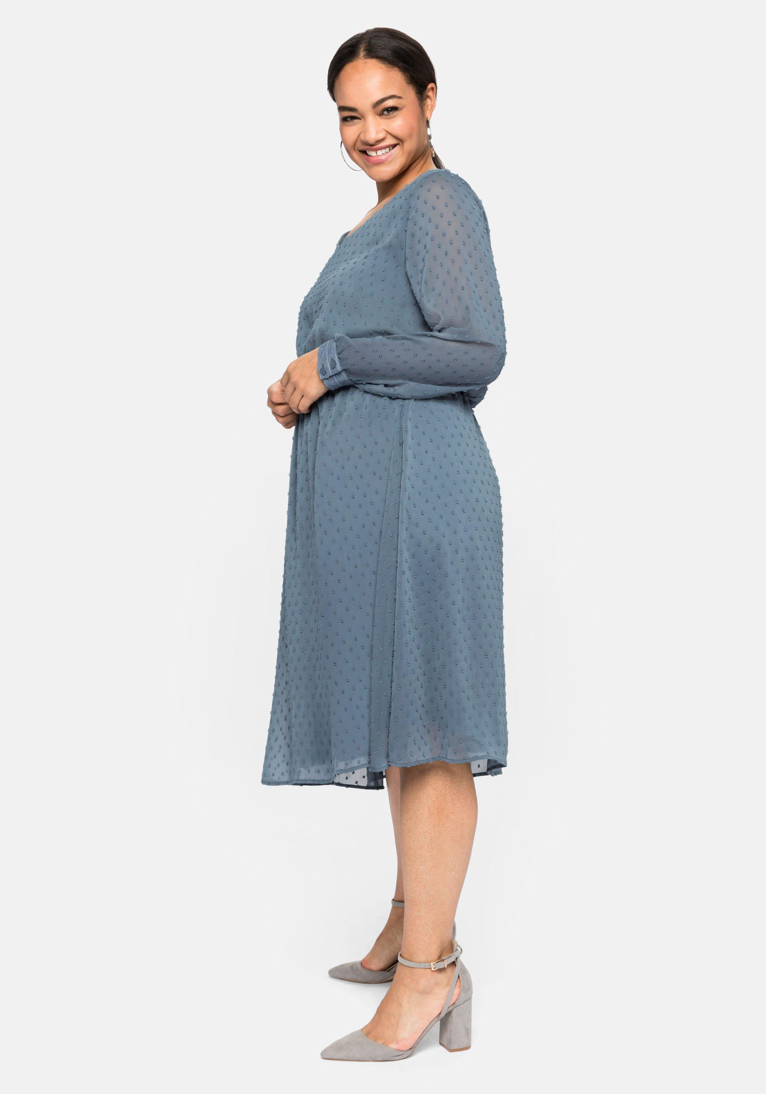 Chiffonkleid mit 3D-Effekt, mit Unterkleid