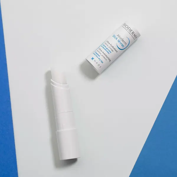 Bioderma Atoderm Bálsamo Labial Ultra-Hidratante, Pacote com 2 x 4g