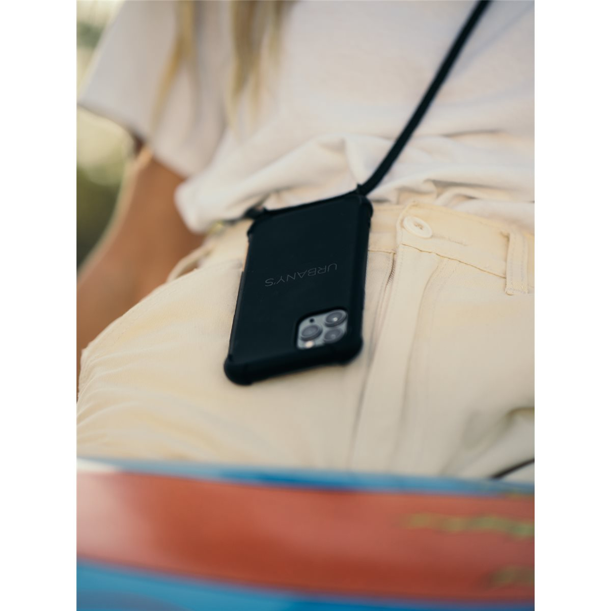 (130cm) iPhone SE (2022/2020) / 8 / 7 / 6S Night Owl Necklace Hülle Air Cushion   Handykette (PN-TS-I78-NOS) - Transparent / Schwarz