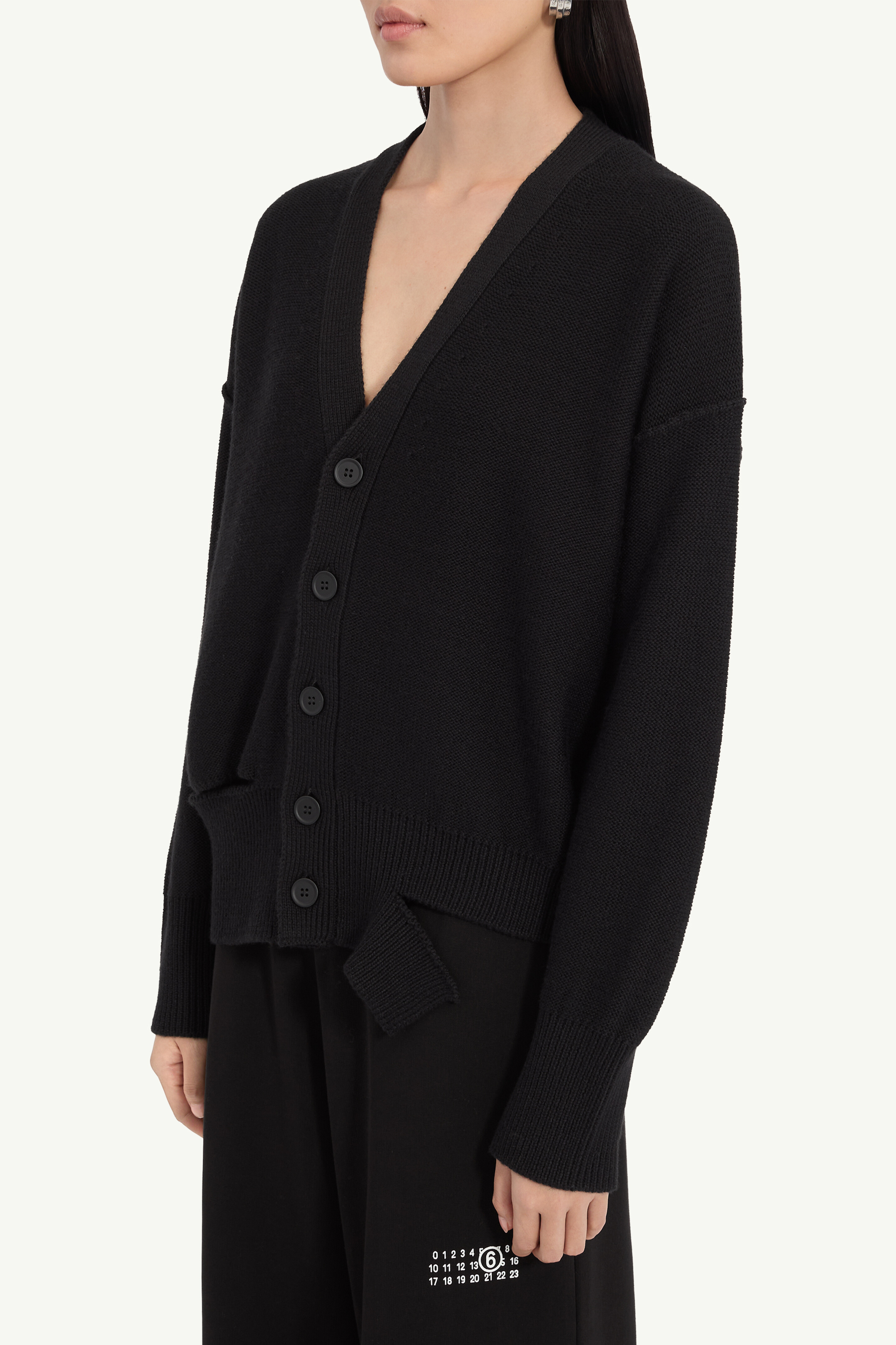 Cardigan en laine décolleté en V pour femme | MM6