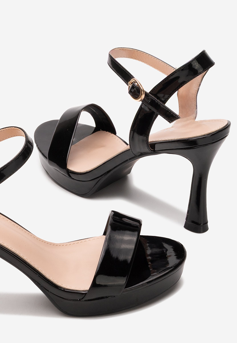 Sandales à talon fin noires Medea