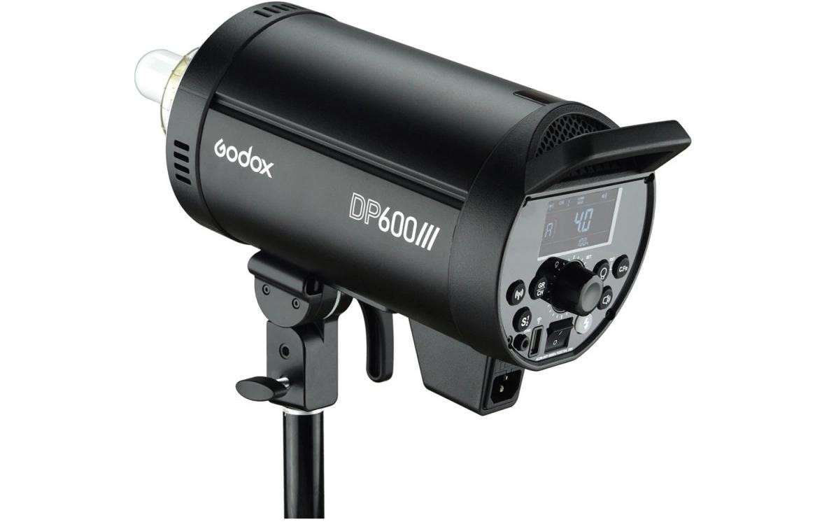 Blitzgerät DP600III Studio Flash<br>600Ws Studioblitz mit 2.4GHz Wireless X-System und Einstelllicht