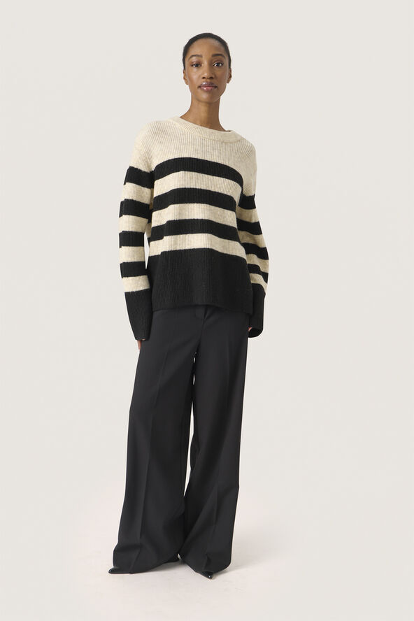 Soaked in Luxury SLSelta Striped Pullover Sandshell w black stripe