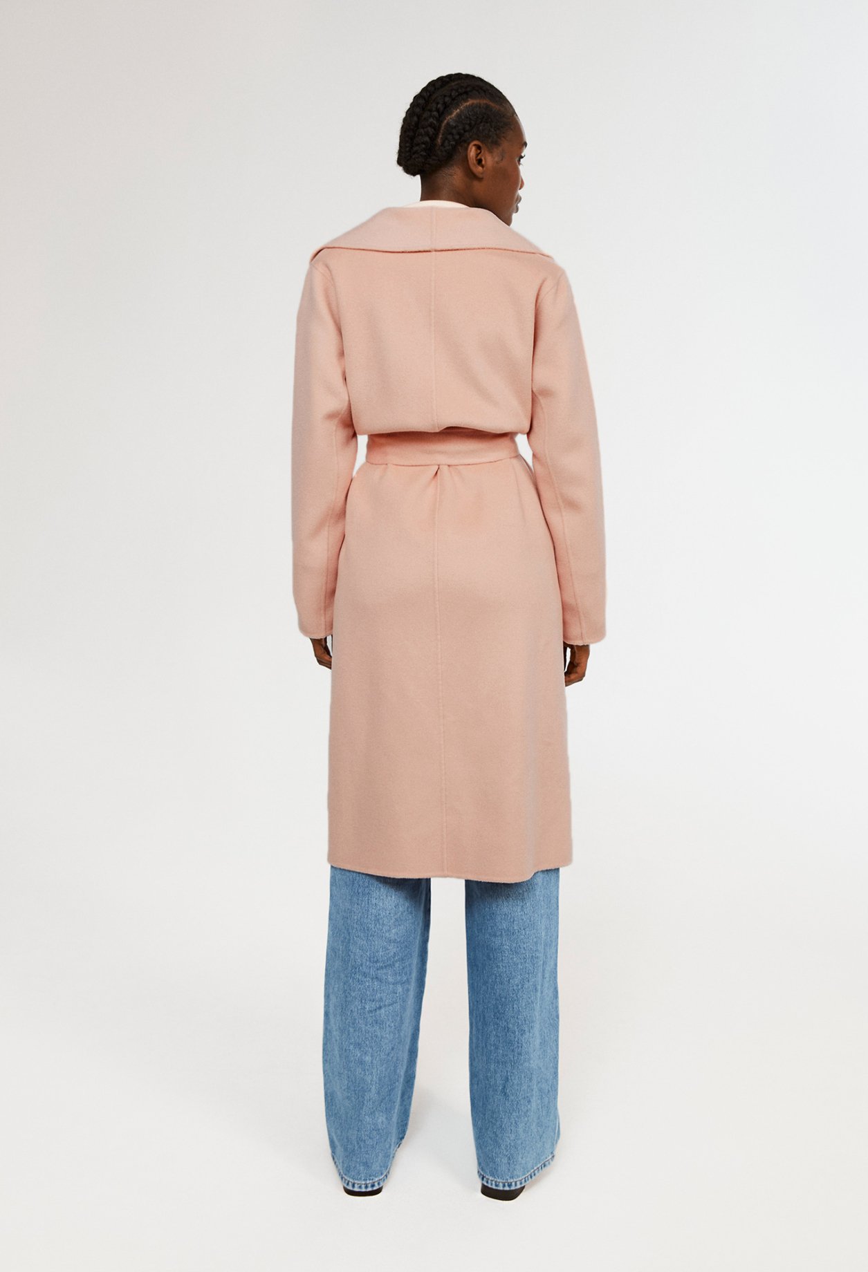Manteau en laine tra&ccedil;able