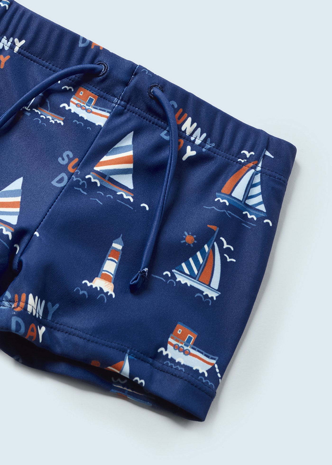 Conjunto de 2 maiôs estampados para bebê