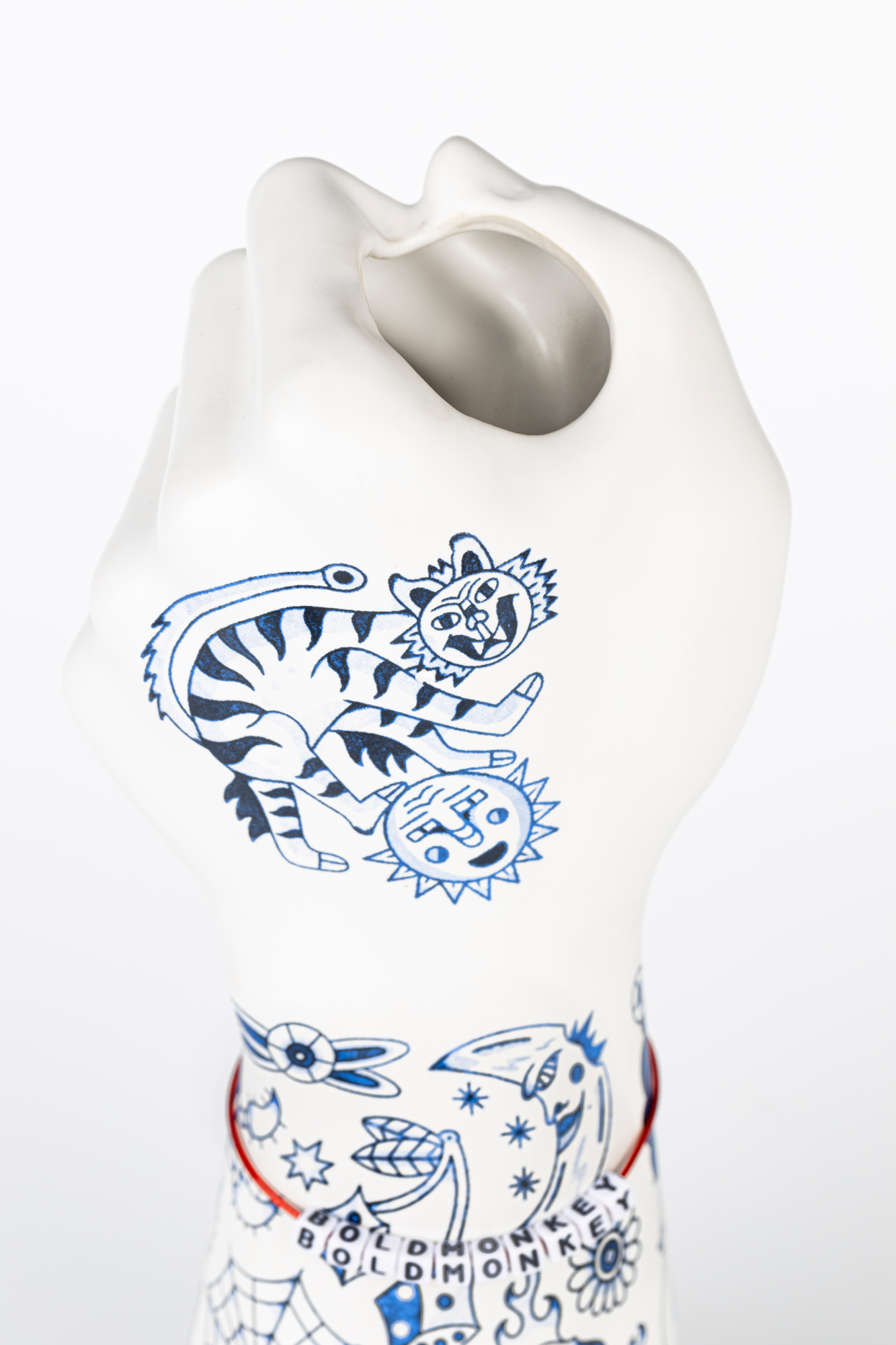 LIBERTY MATTERS VASE BLUE