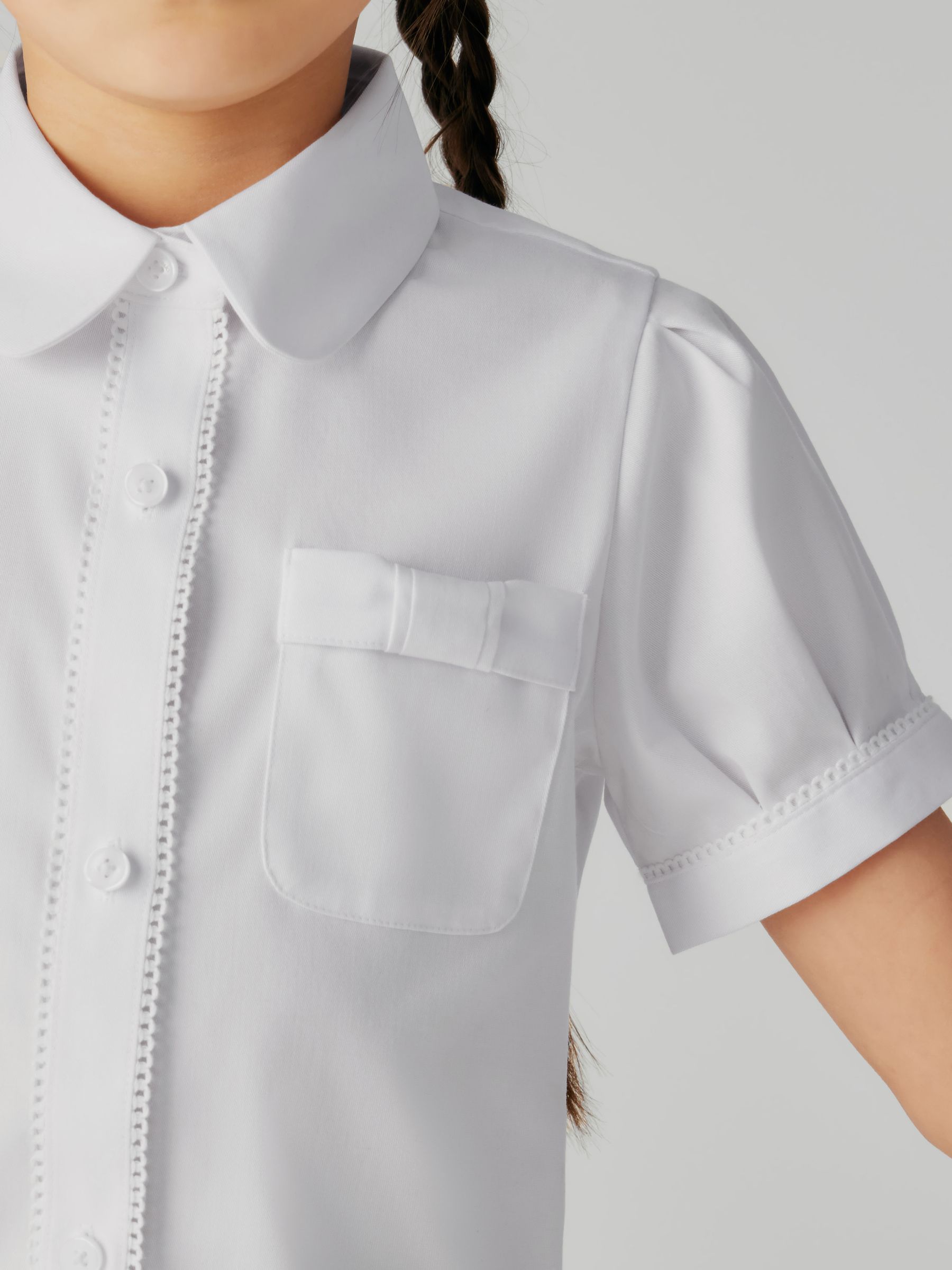 Wit - Clarks Bow Short Sleeve Shirt