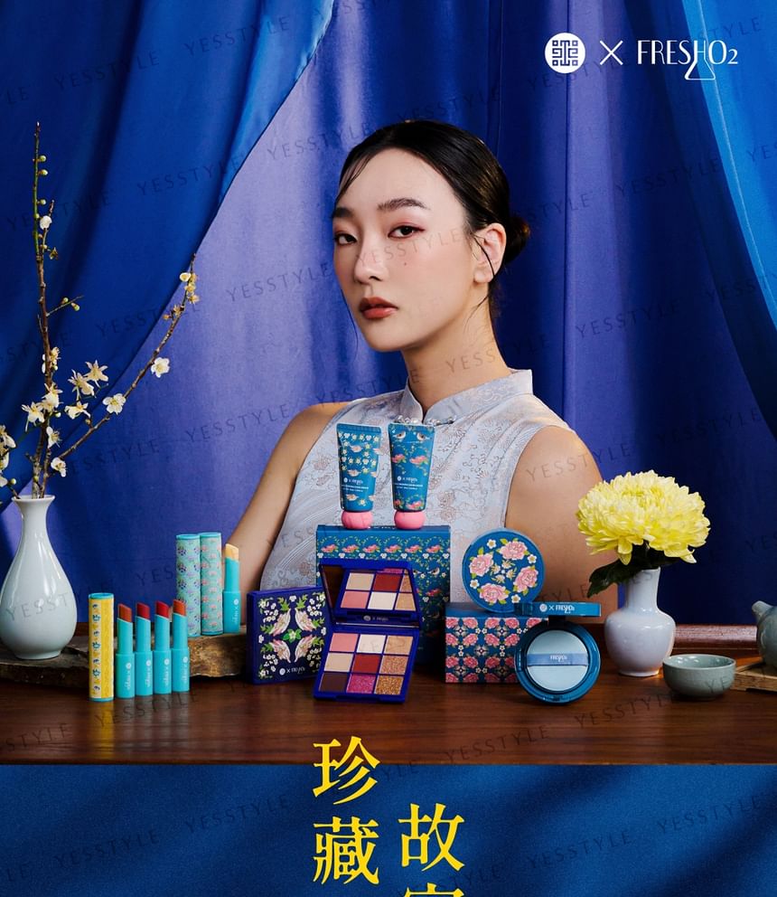 FreshO2 - Treasured Palace Museum Series Enamel Floral Porcelain Skin Cushion Compact SPF 50+ PA+++